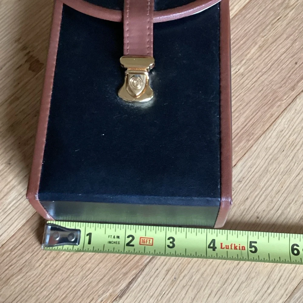 Chic Black and Brown Travel Jewelry Bag - Picture 9 of 10